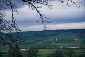 Mehr über den Artikel erfahren Rund um den Glauberg / die Steinern